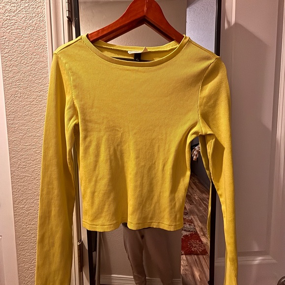 Universal Thread Sunny Yellow Ribbed Top - Picture 2 of 4